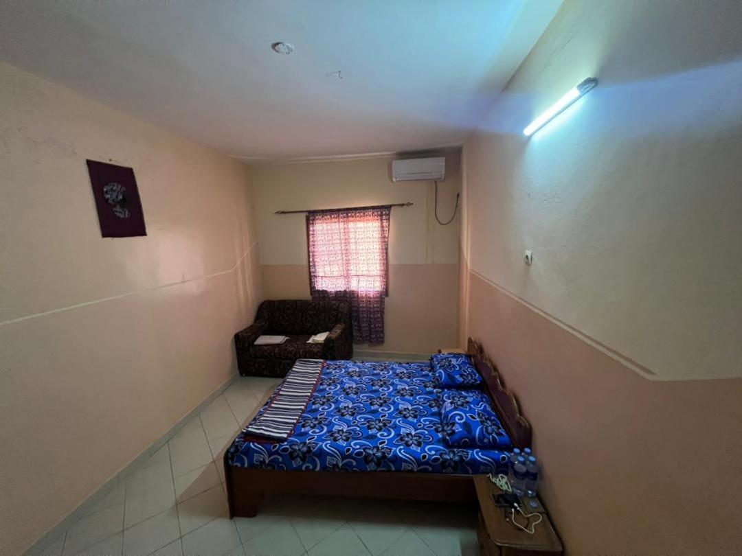 Chez Mimi Hotell Toubab Dialaw Exteriör bild